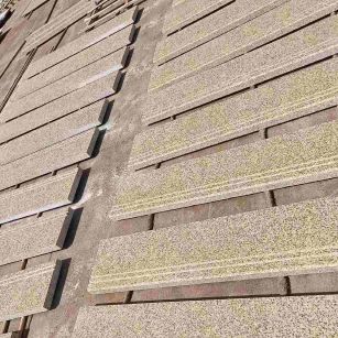 四平 黄金麻花岗岩光面楼梯踏步