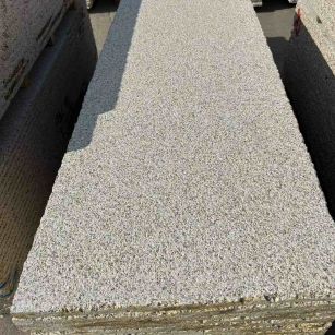 四平 黄金麻花岗岩荔枝面毛板，半成品