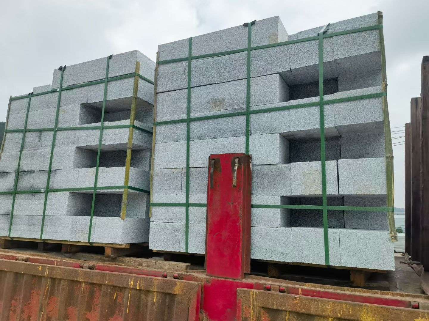 四平 芝麻白花岗岩路沿石，平石，路侧石，马路牙子，路缘石，立缘石，平缘石等