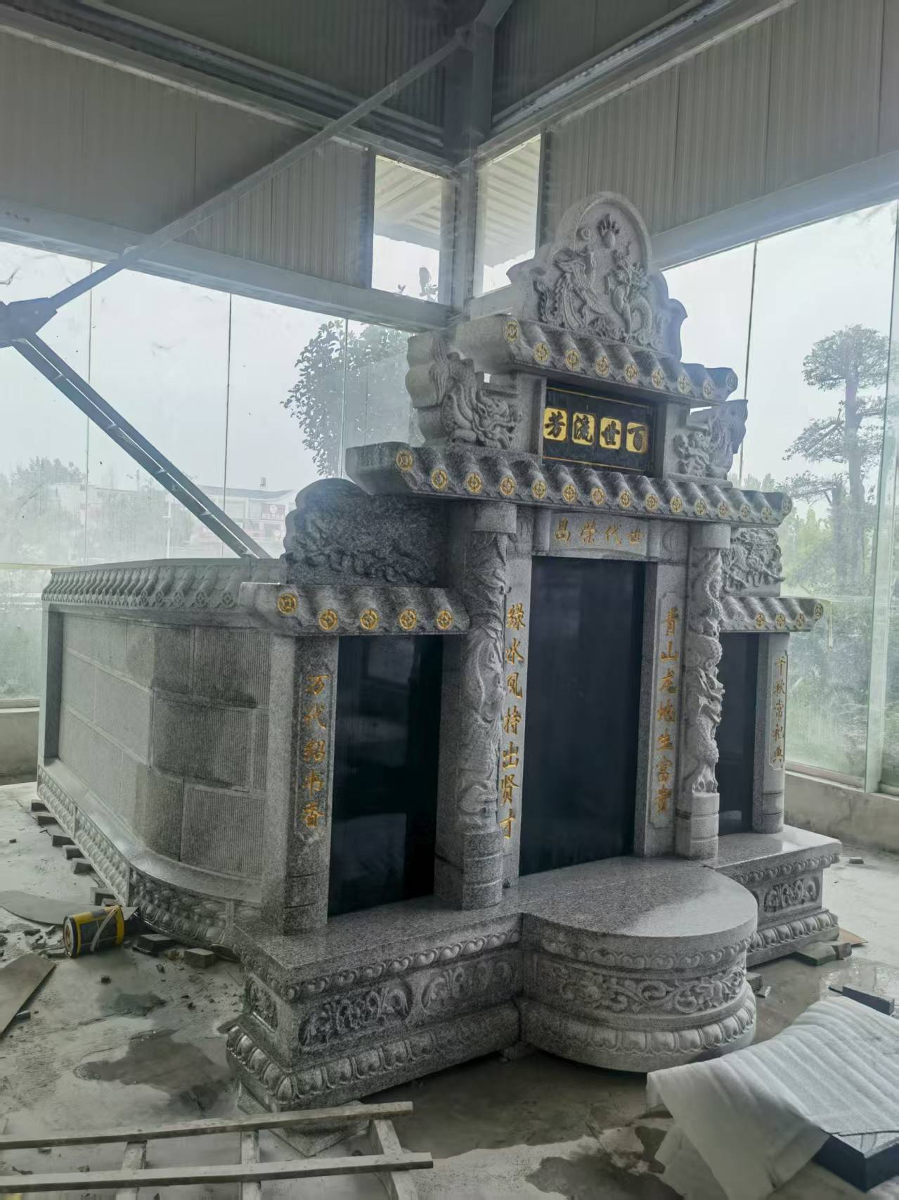 四平 芝麻白墓碑效果展示图