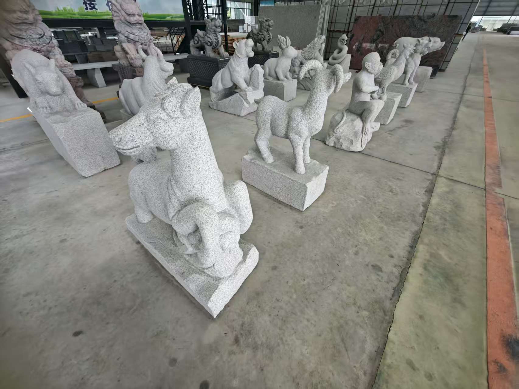 四平 芝麻白花岗岩造型立体雕刻——十二生肖