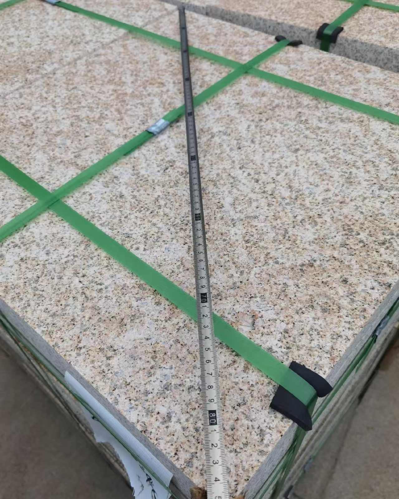 四平 黄金麻火烧面地铺石