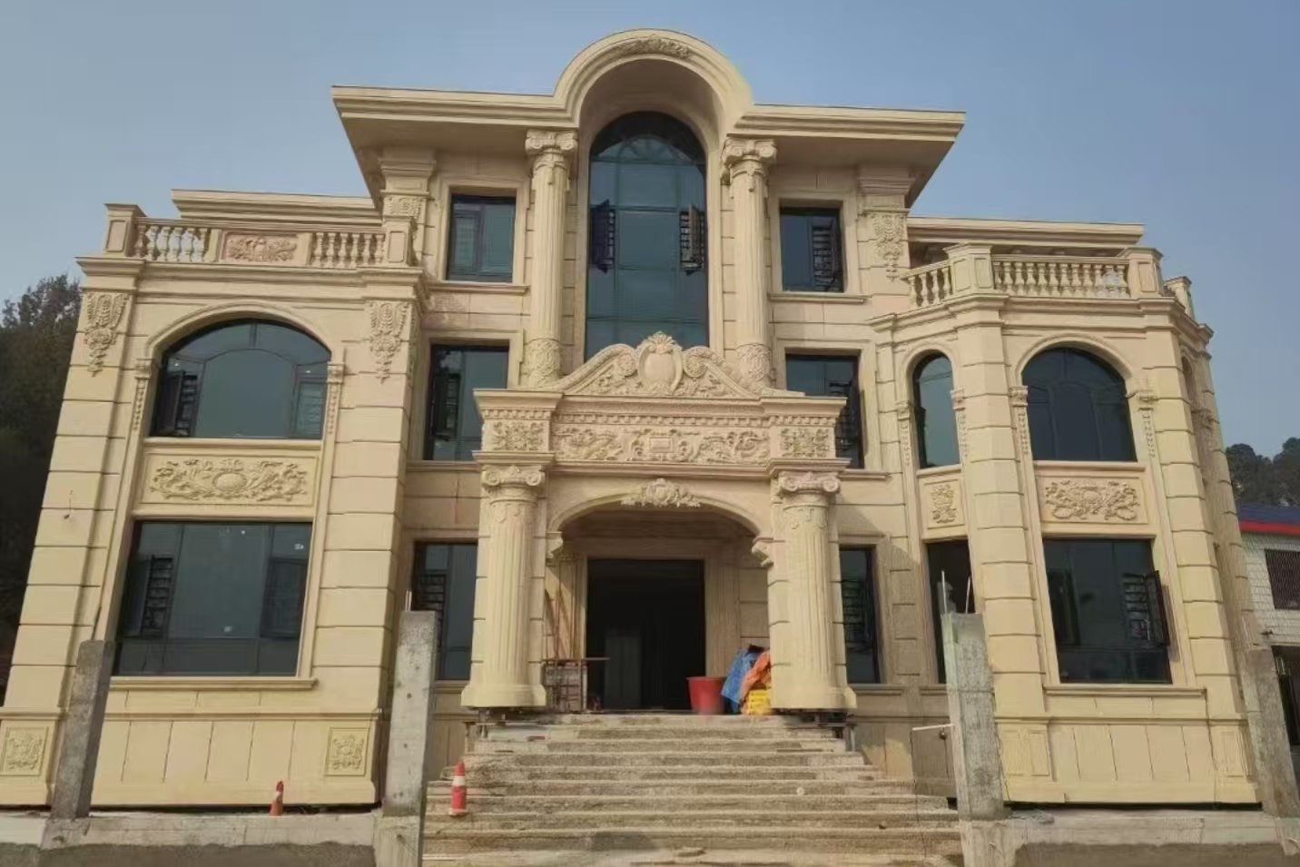 四平 黄金麻花岗岩别墅外墙干挂